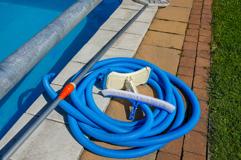 ¿Cómo se limpia una piscina?