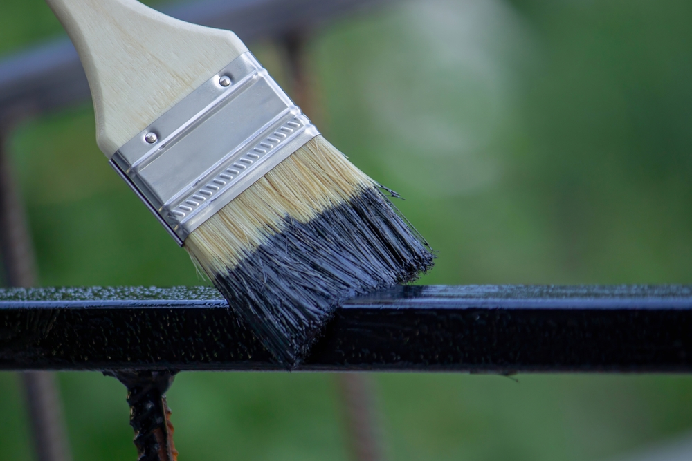 ¿Cuál es la diferencia entre pintura y esmalte?